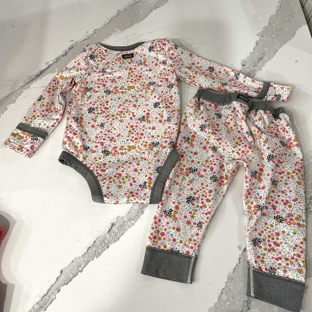 Patagonia base layer set